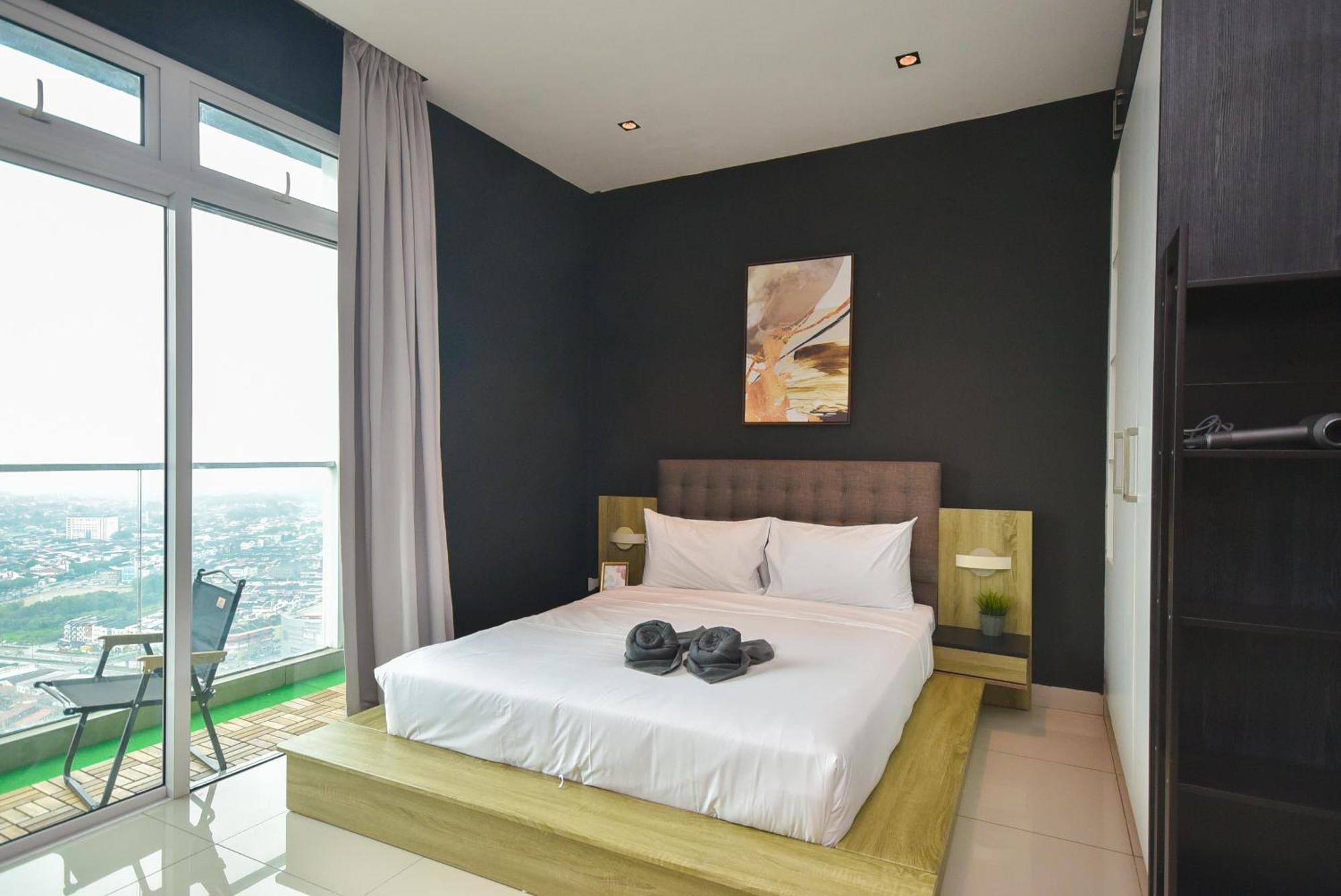 Twin Galaxy Suite By Nest Home Johor Bahru Exterior photo